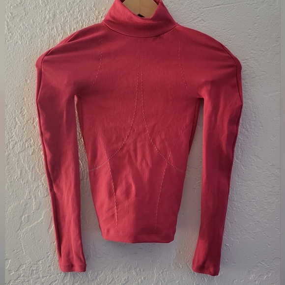 Dion Lee Tops - Dion Lee X Carbon38 Seamless Mesh Top Size XS/S